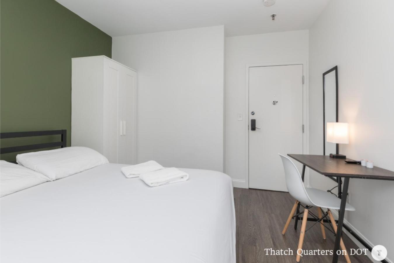 Quarters On Dot By Thatch Boston Extérieur photo