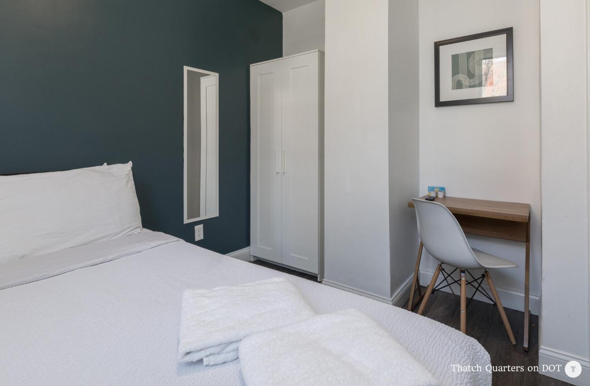 Quarters On Dot By Thatch Boston Extérieur photo